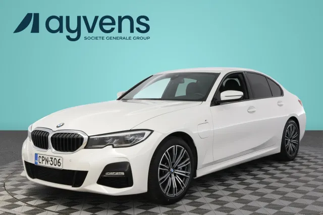 BMW 330 2021