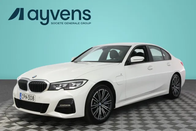 BMW 330 2021