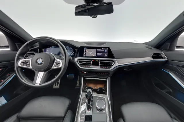 BMW 330 2021, kuva 7/12