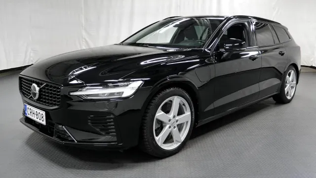 Volvo V60 2023