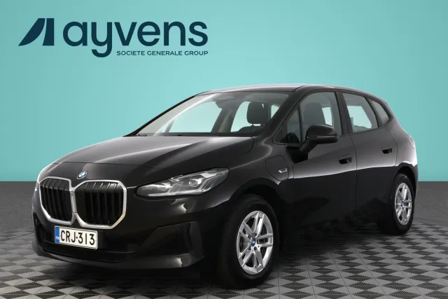 BMW 225 2023