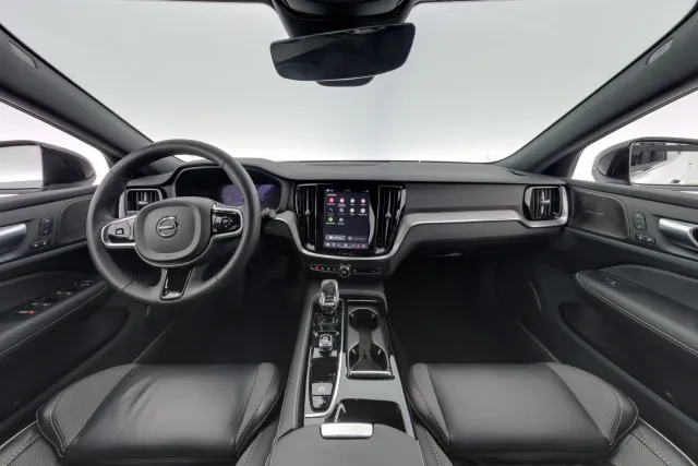 Volvo V60 2023, kuva 7/12