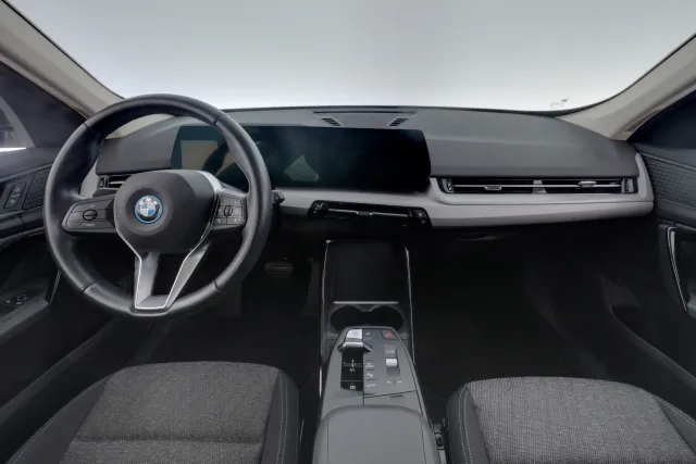 BMW X1 U11 25e xDrive Charged Edition 2023, kuva 7/17