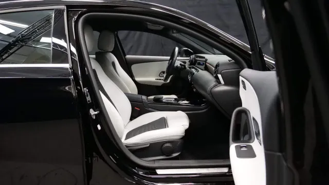 Mercedes-Benz A 2021, photo 6/11