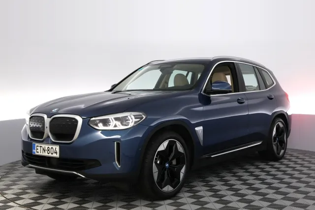 BMW iX3 2021