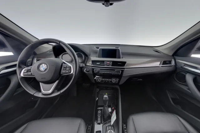 BMW X1 2021, kuva 7/18