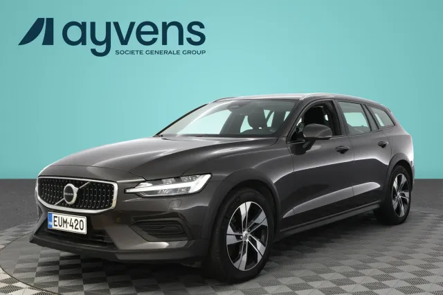 Volvo V60 Cross Country 2023
