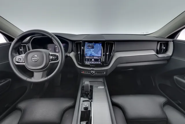 Volvo XC60 2023, kuva 7/13