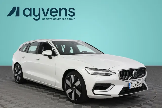 Volvo V60 2023, photo 2/15