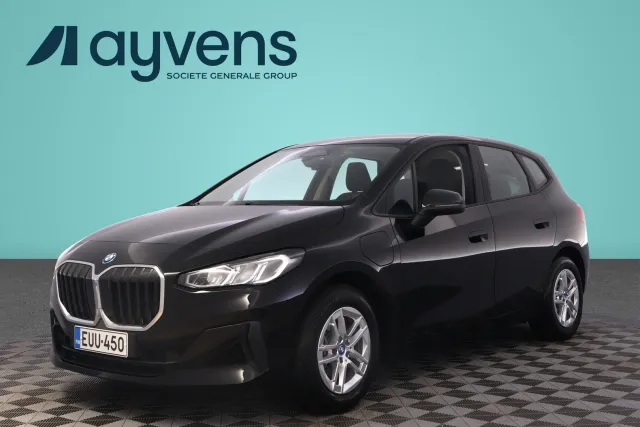 BMW 225 2023