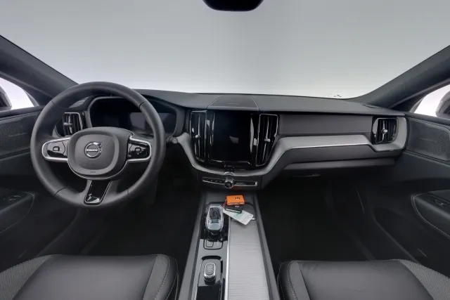 Volvo XC60 2023, bild 7/21