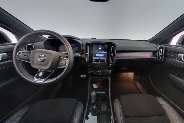 Volvo XC40 P8 AWD Business R-Design aut 2021, bild 7/20