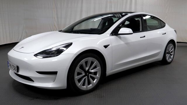 Tesla Model 3 2022