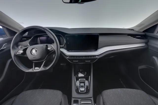Skoda Octavia 2023, kuva 7/21