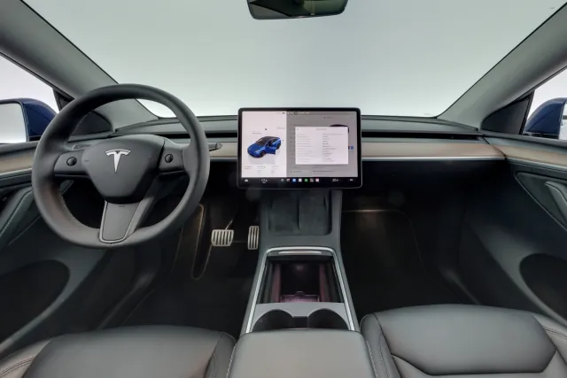 Tesla Model Y Performance 2023, kuva 7/13