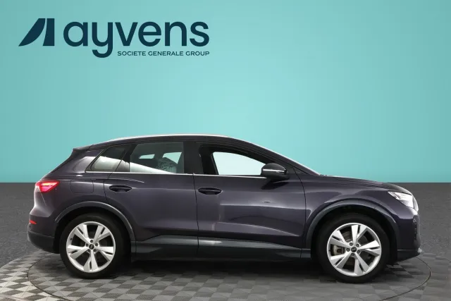 Audi Q4 e-tron 2024, photo 3/12