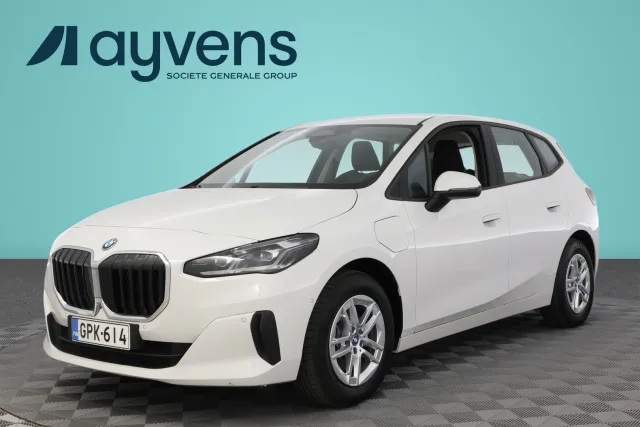 BMW 225 2023