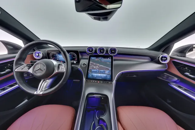 Mercedes-Benz GLC 2023, kuva 7/12