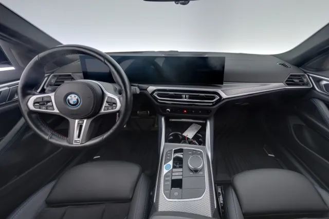 BMW i4 M50 Fully Charged 2023, photo 7/19