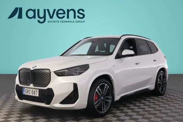 BMW iX1 2024