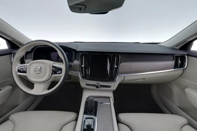 Volvo V90 2023, kuva 7/19