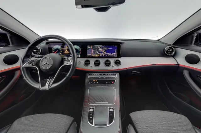Mercedes-Benz E 2023, photo 7/12