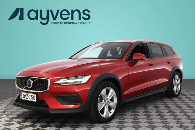 Volvo V60 Cross Country 2023