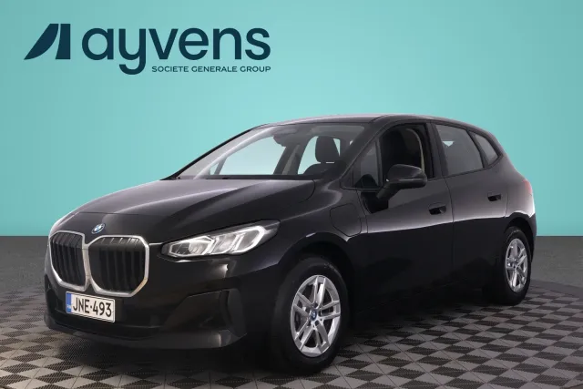 BMW 225 2023
