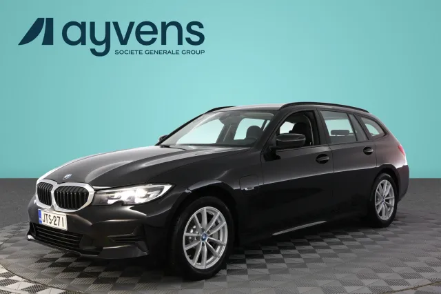BMW 330 2022