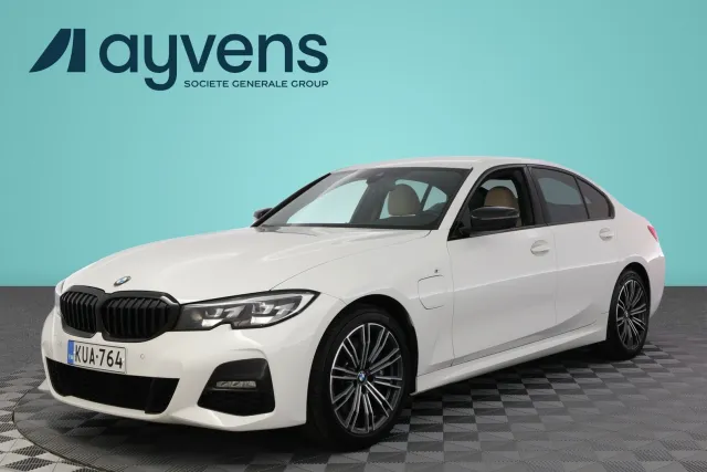 BMW 330 2021