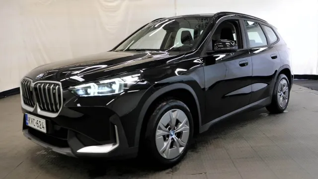 BMW iX1 2023