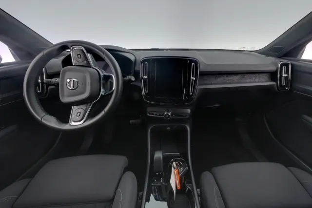 Volvo XC40 Recharge Single Plus aut 2023, kuva 7/19