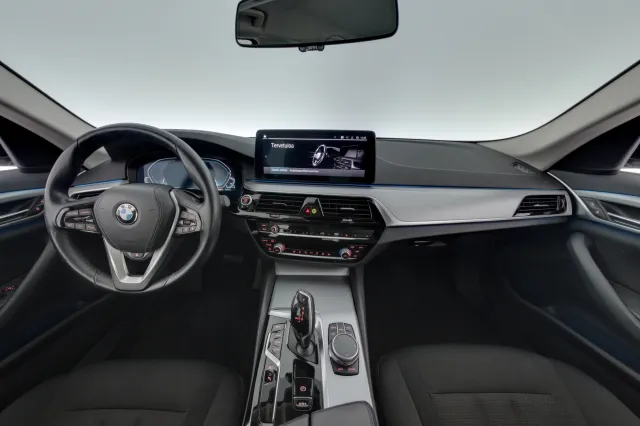 BMW 530 G31 Touring 530e xDrive 2021, kuva 7/12