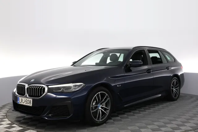 BMW 530 2022