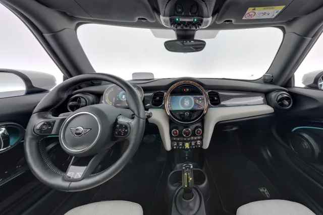 MINI Hatchback Cooper SE Maximise 2023, kuva 7/15