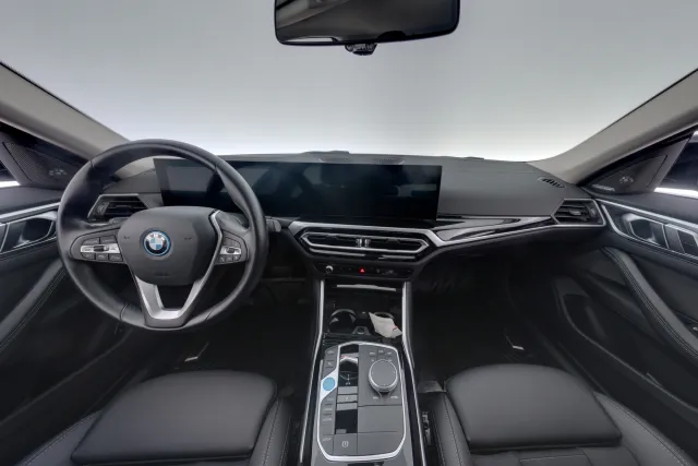 BMW i4 eDrive35 2023, kuva 7/26