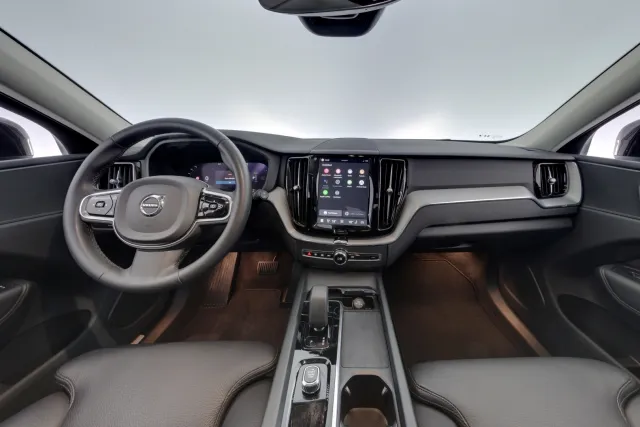Volvo XC60 2023, kuva 7/12