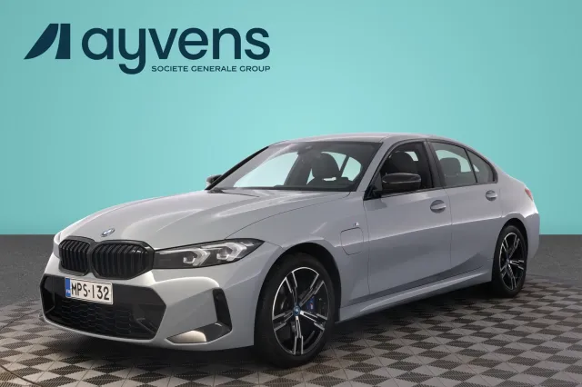 BMW 330 2024