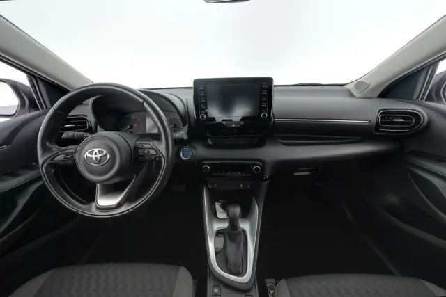 Toyota Yaris 1,5 Hybrid Active Business 2021, photo 7/18