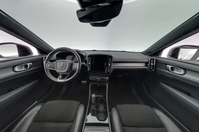 Volvo XC40 P8 AWD Business R-Design aut 2021, kuva 7/12
