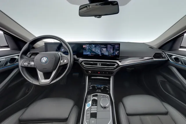 BMW i4 eDrive35 2023, kuva 7/13