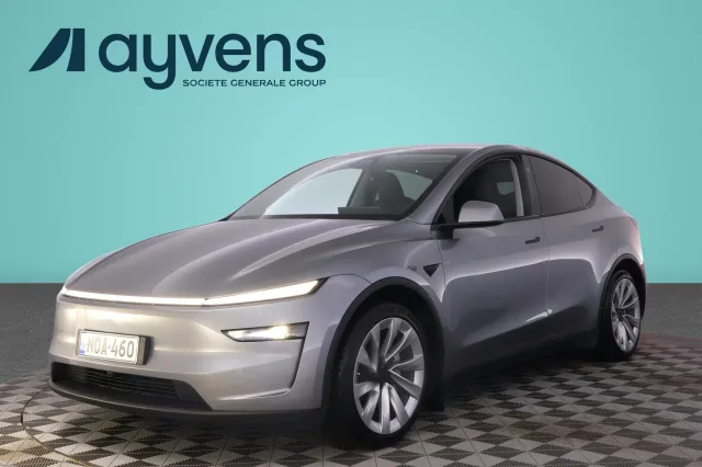 Tesla Model Y 2025