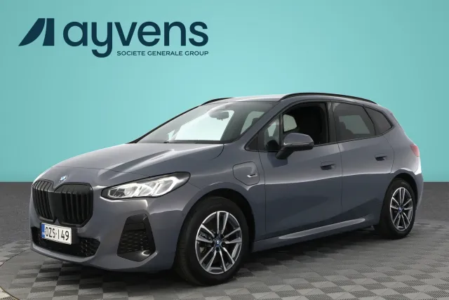 BMW 230 2023