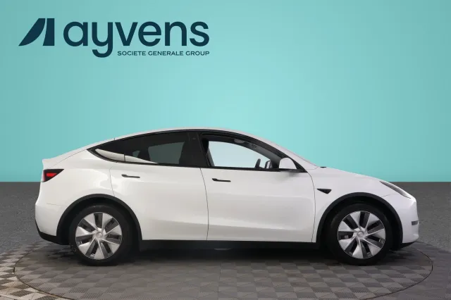 Tesla Model Y Long Range 2022, kuva 3/22