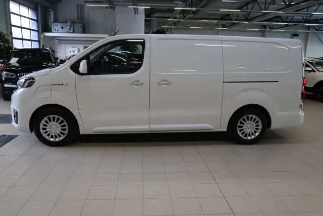 Toyota Proace EV L2 75 kWh 5-ovinen 2023, kuva 2/17