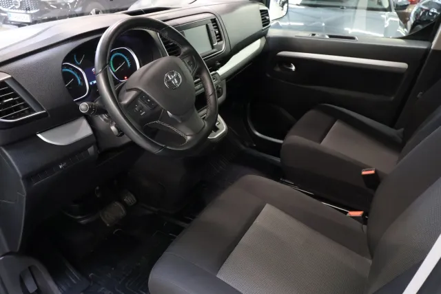 Toyota Proace Verso EV 2023, bild 7/19