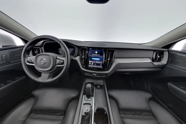 Volvo XC60 2023, kuva 7/13