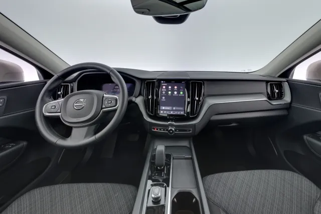 Volvo XC60 T6 AWD Long Range Core aut 2023, photo 7/13
