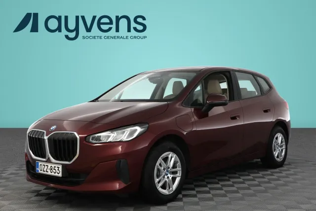 BMW 225 2023