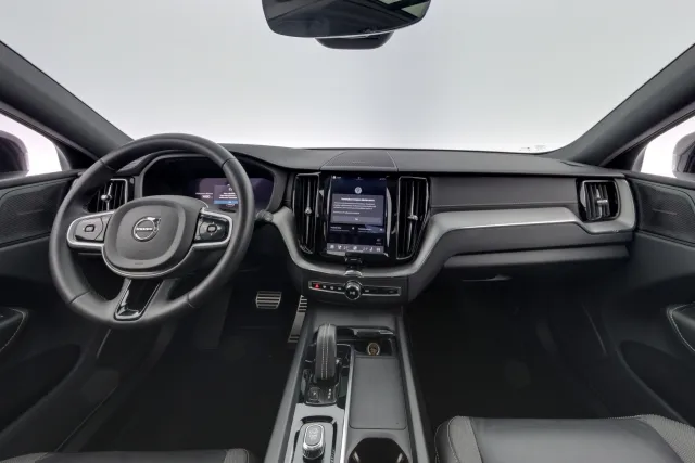 Volvo XC60 2022, kuva 7/14